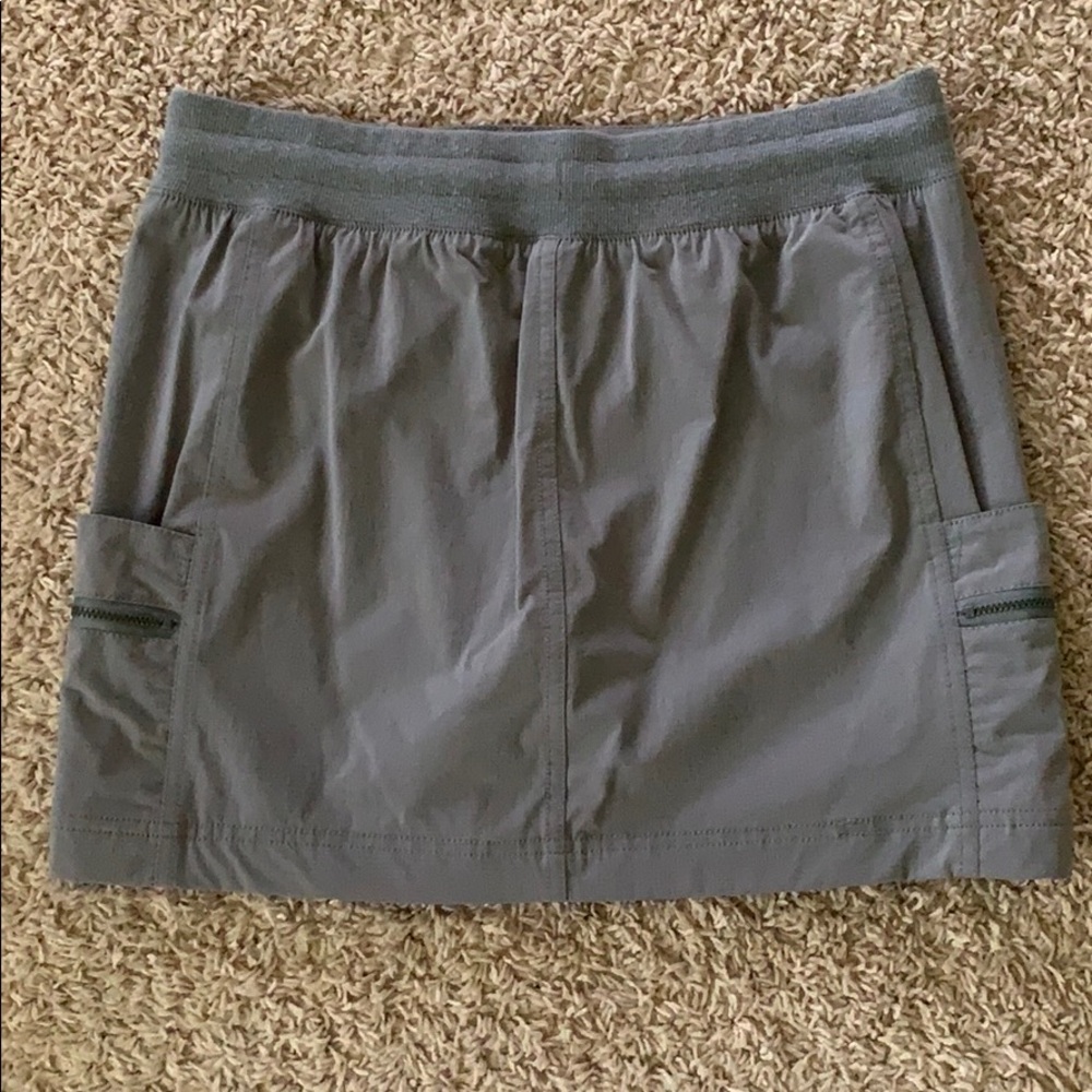 Tangerine gray skirt